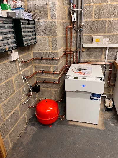 P T Plumbing & Heating LTD